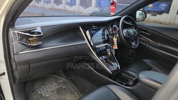 Toyota Harrier 2016 White