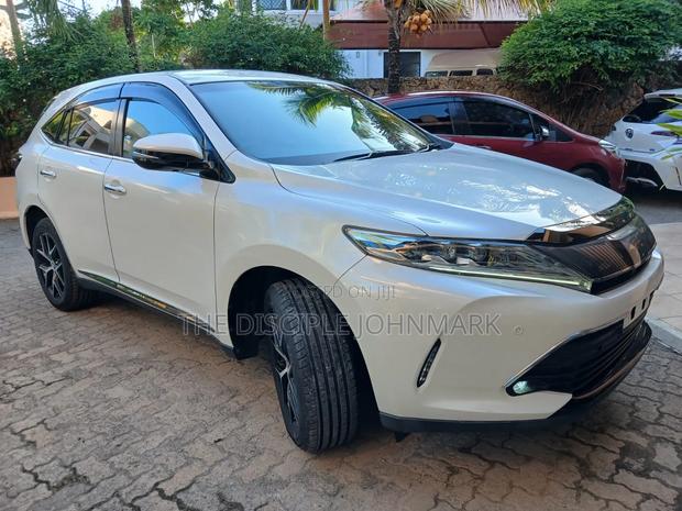 Toyota Harrier 2020 White