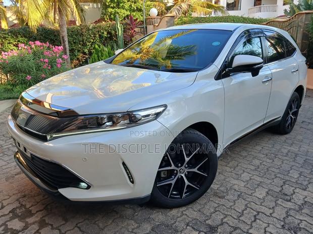 Toyota Harrier 2020 White