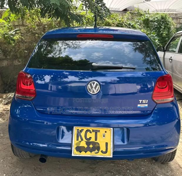 Volkswagen Polo 2013 Blue