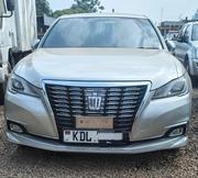 Toyota Crown 2016 Silver for sale
