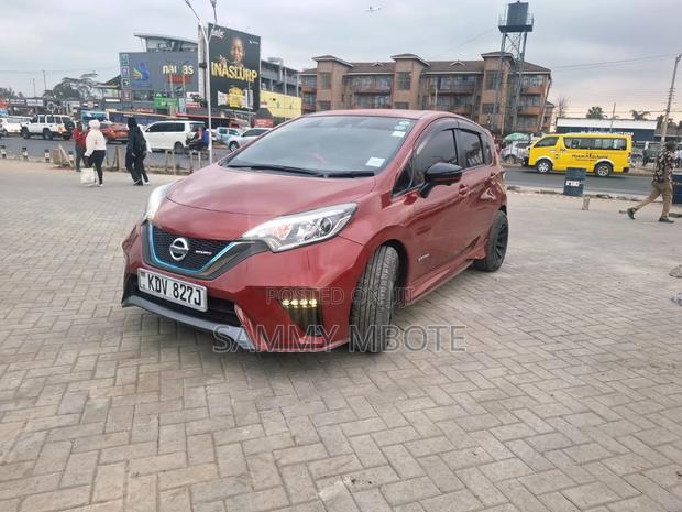 Nissan Note 2018 Red