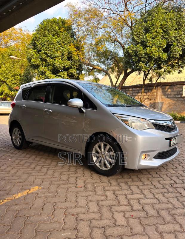 Subaru Trezia 2011 Silver