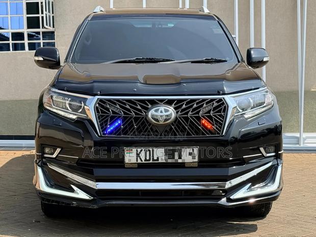 Toyota Land Cruiser Prado 2015 Black
