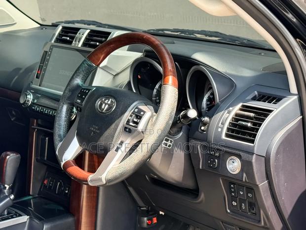 Toyota Land Cruiser Prado 2015 Black