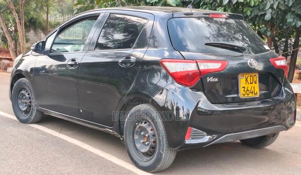 Toyota Vitz 2018 Black