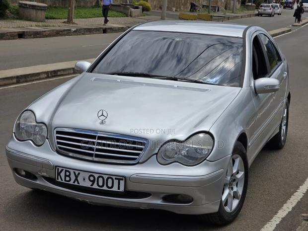 Mercedes-Benz C180 2006 Silver