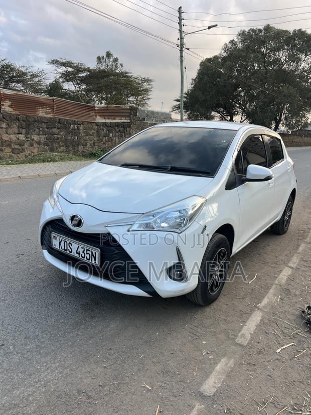 Toyota Vitz 2017 White