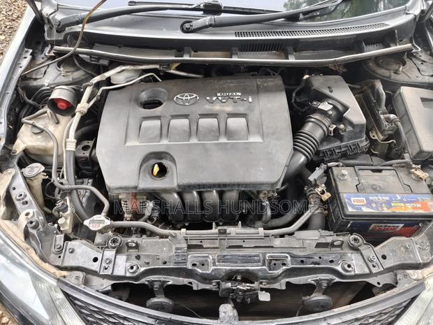 Toyota Allion 2011 Black