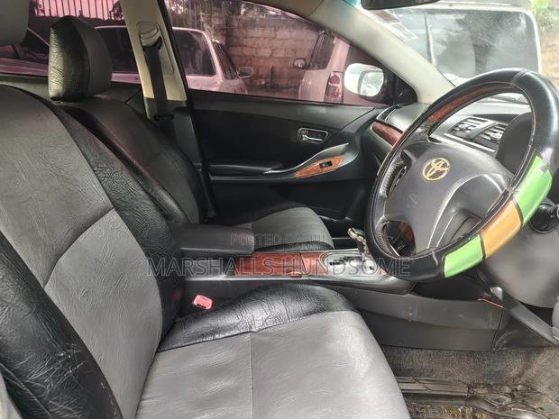 Toyota Allion 2011 Black