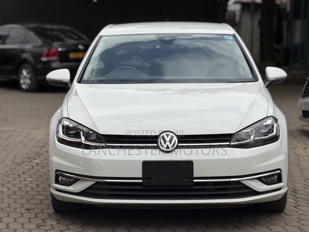 Volkswagen Golf 2018 White