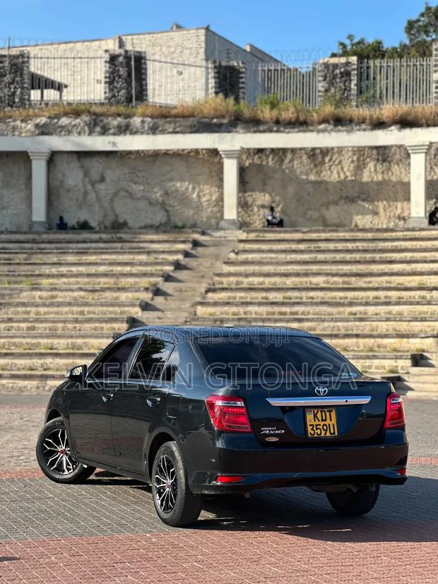 Toyota Axio 2018 Black