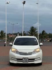 Nissan Note 2013 White for sale