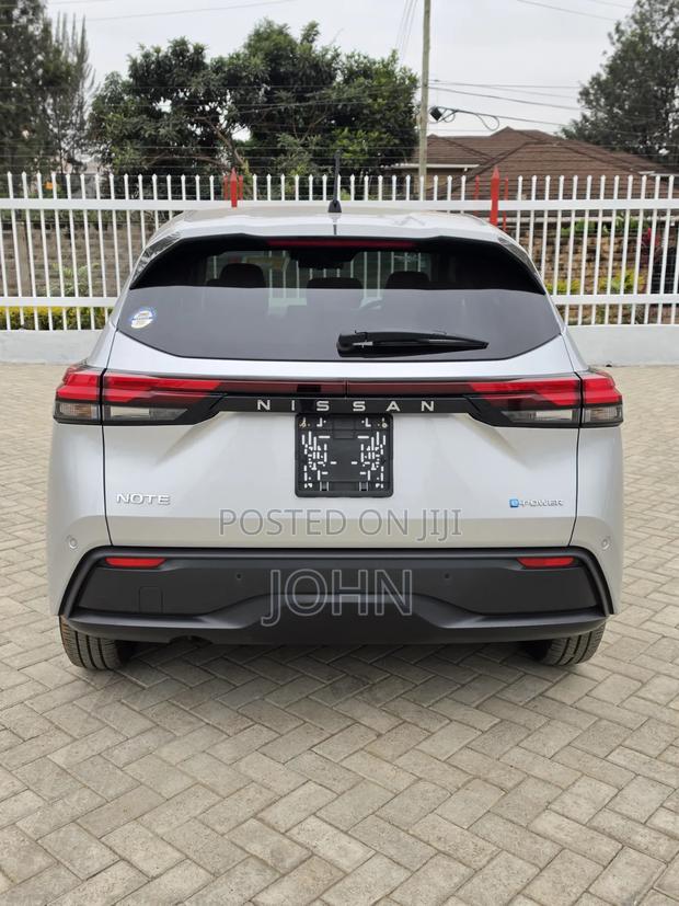Nissan Note 1.2 Hybrid 2022 Silver