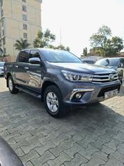 Toyota Hilux 2018 Gray for sale