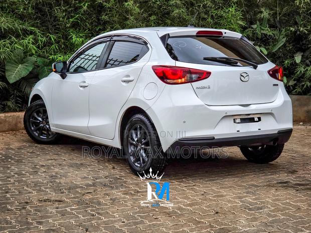 Mazda 2 2020 White