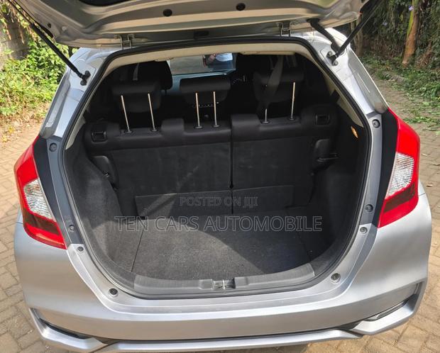 Honda Fit 2018 Silver