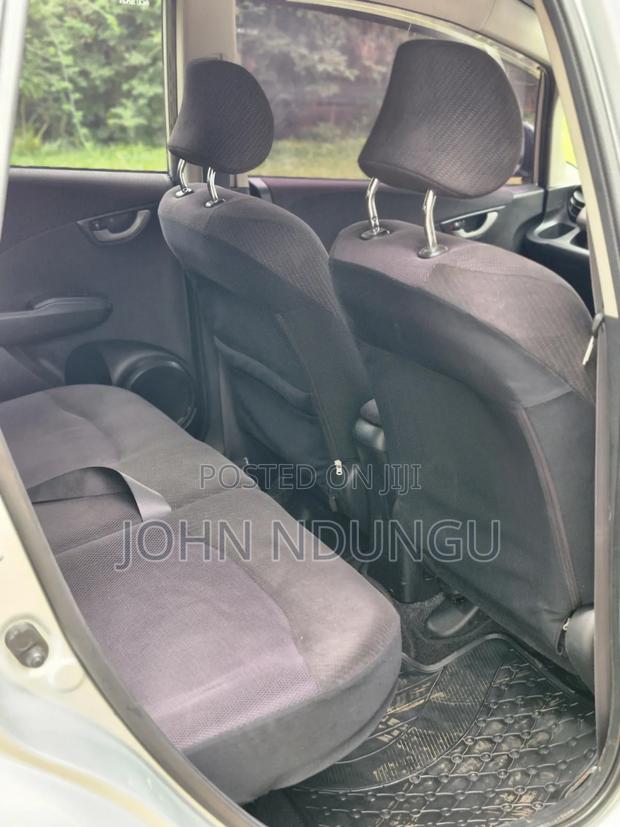 Honda Fit 2012 Silver