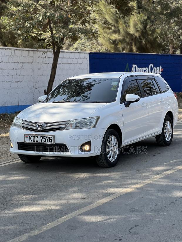 Toyota Corolla Fielder 1.5 Petrol FWD 2014 White