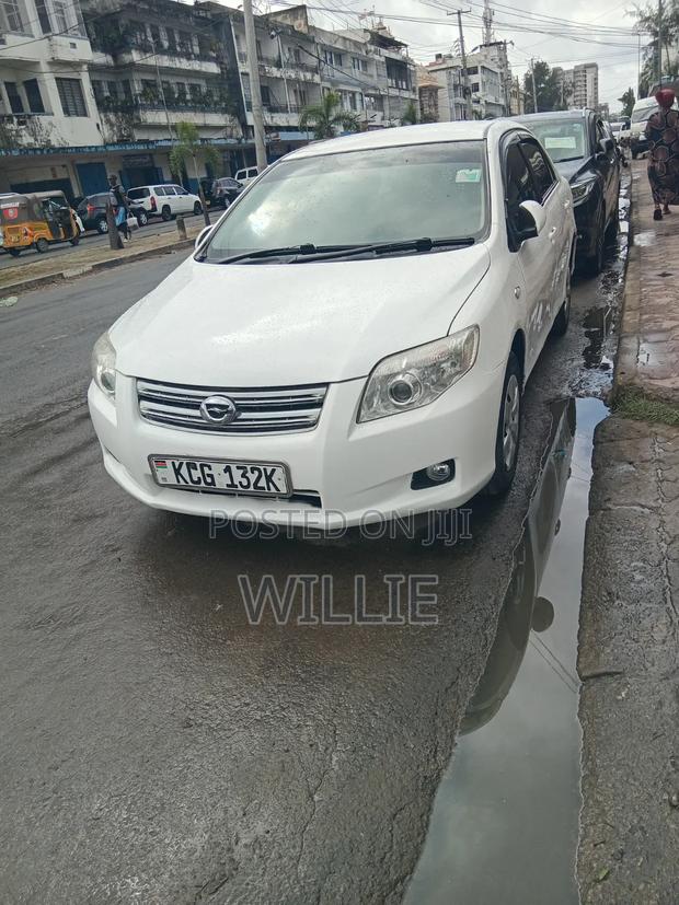 Toyota Axio 2010 White