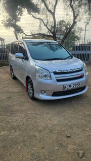 Toyota Noah 2010 Silver for sale