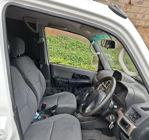 Mitsubishi Pajero 1999 White