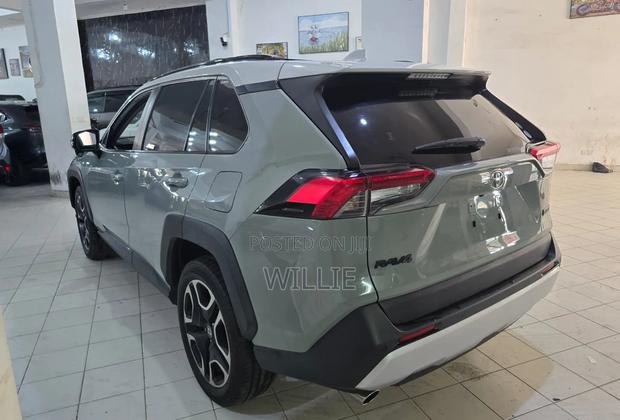 Toyota RAV4 2019