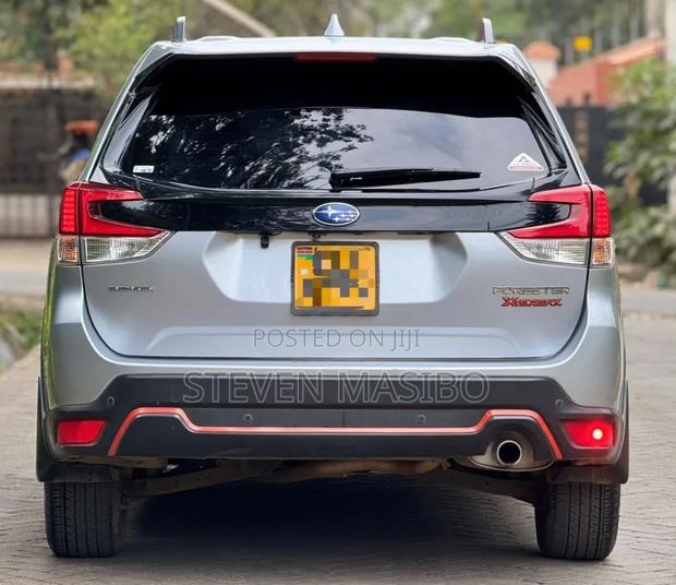 Subaru Forester 2019 Silver
