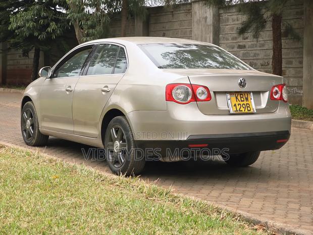 Volkswagen Jetta 2006 Beige