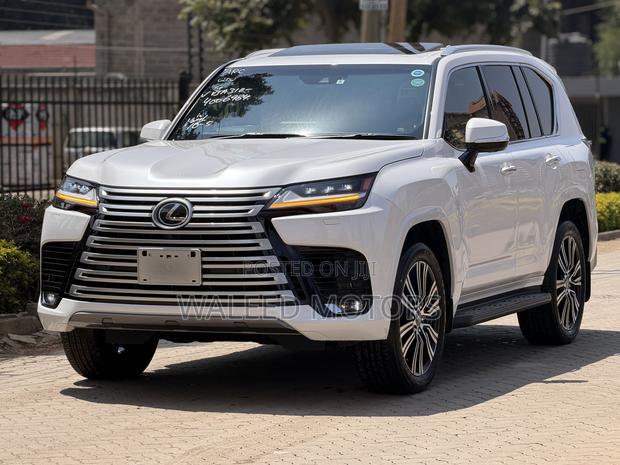 Lexus LX 600 2022 Pearl
