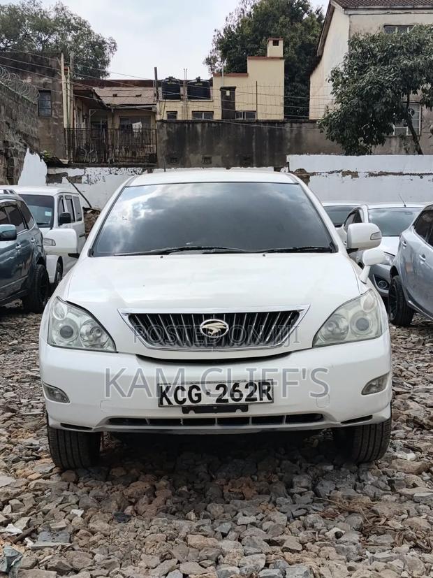Toyota Harrier 240G 2009 White