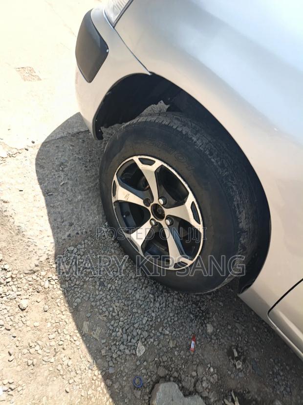 Toyota Succeed 2011 Silver