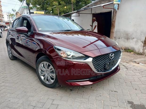 Mazda 2 2020 Maroon