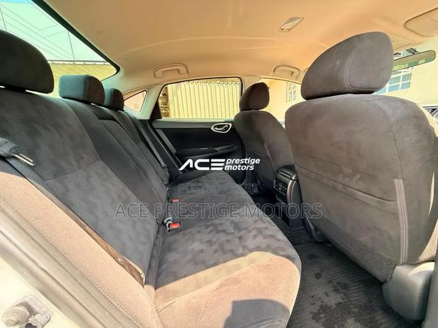 Nissan Sylphy 2019 Silver