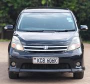 Toyota ISIS 2008 Black for sale