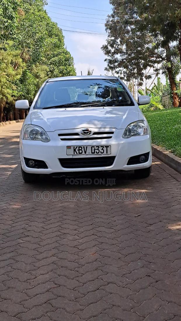 Toyota Corolla RunX 2006 White