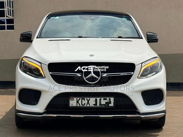 Mercedes-Benz GLE-Class 2019 White
