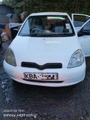 Toyota Vitz 2000 White for sale