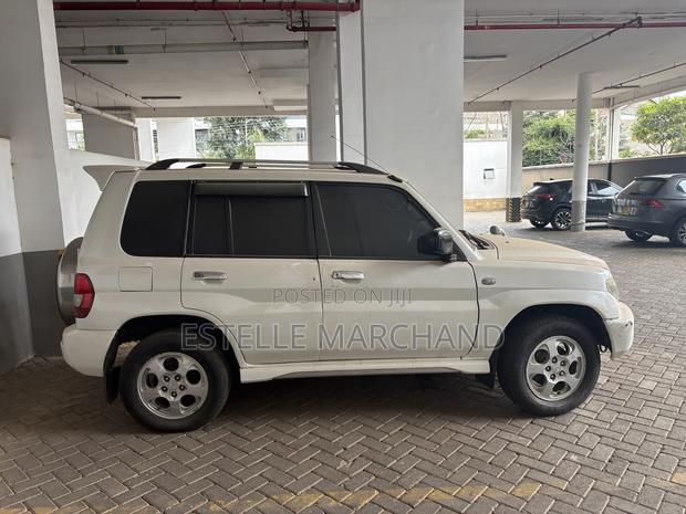 Mitsubishi Pajero 2006 Silver