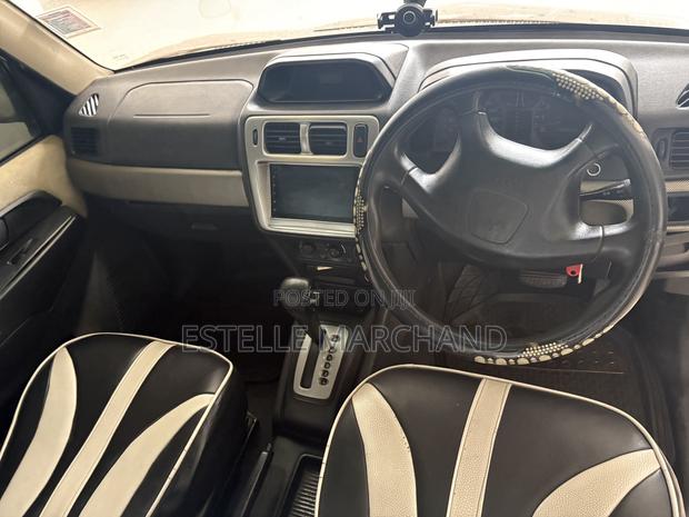 Mitsubishi Pajero 2006 Silver