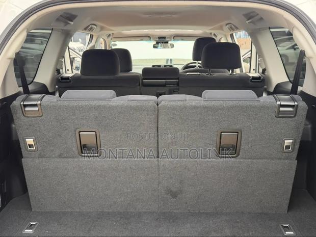 Toyota Land Cruiser Prado 2.7 2019 White