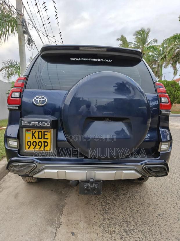 Toyota Land Cruiser Prado 2015 Black