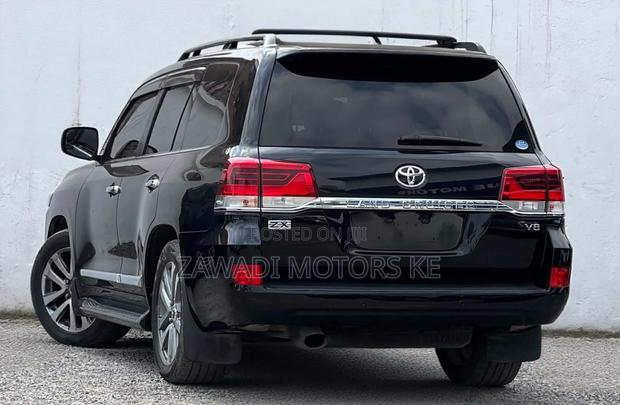 Toyota Land Cruiser 2019 Black