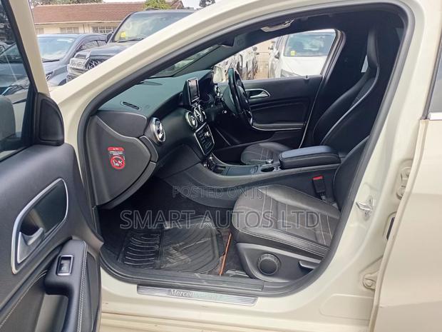 Mercedes-Benz A-Class 2014 White