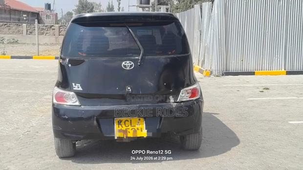 Toyota bB 2010 Black