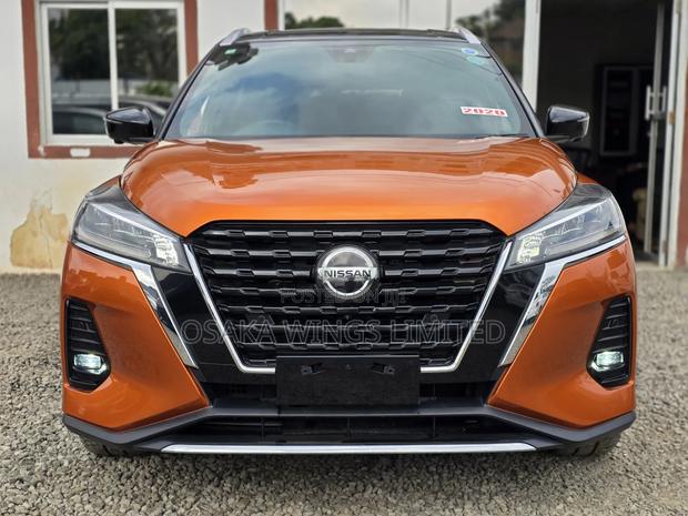 Nissan Kicks 2020 Orange
