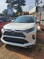 Toyota RAV4 2019 White for sale