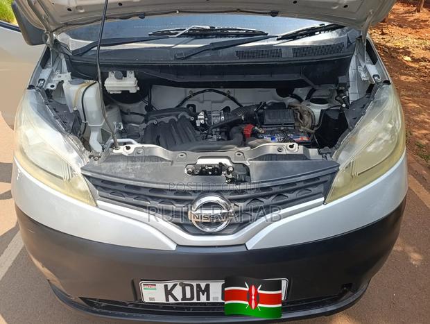 Nissan NV350 2015 Silver