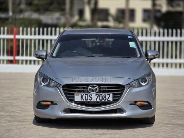 Mazda Axela 2017 Silver