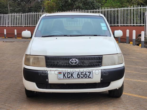 Toyota Probox 2010 Pearl